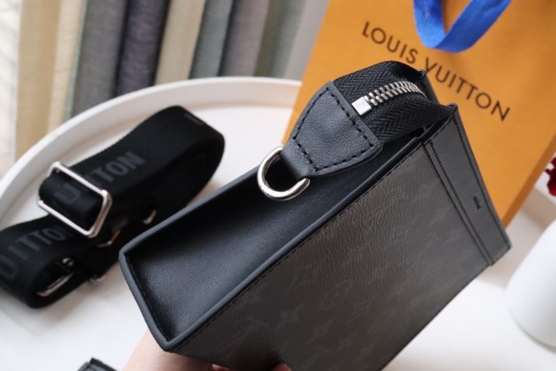 Louis Vuitton Clutch Bags